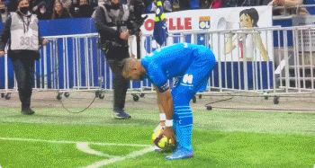 结束5年中超之旅！长春亚泰提前1轮降入中甲（长春亚泰提前一轮降入中甲，中超五年征程画上句号）