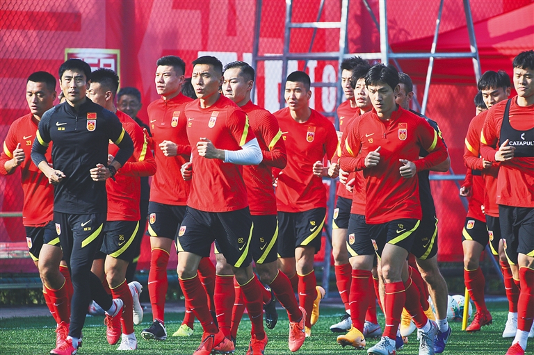 Tyc：国米有意维拉门将大马丁，将其视为索默的替代者（Tyc：国米相中维拉门将埃米马丁内斯，视其为索默接班人）