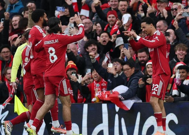 又绝杀！这支球队真的懂浪漫（又一次压哨绝杀！这支球队太会浪漫了）