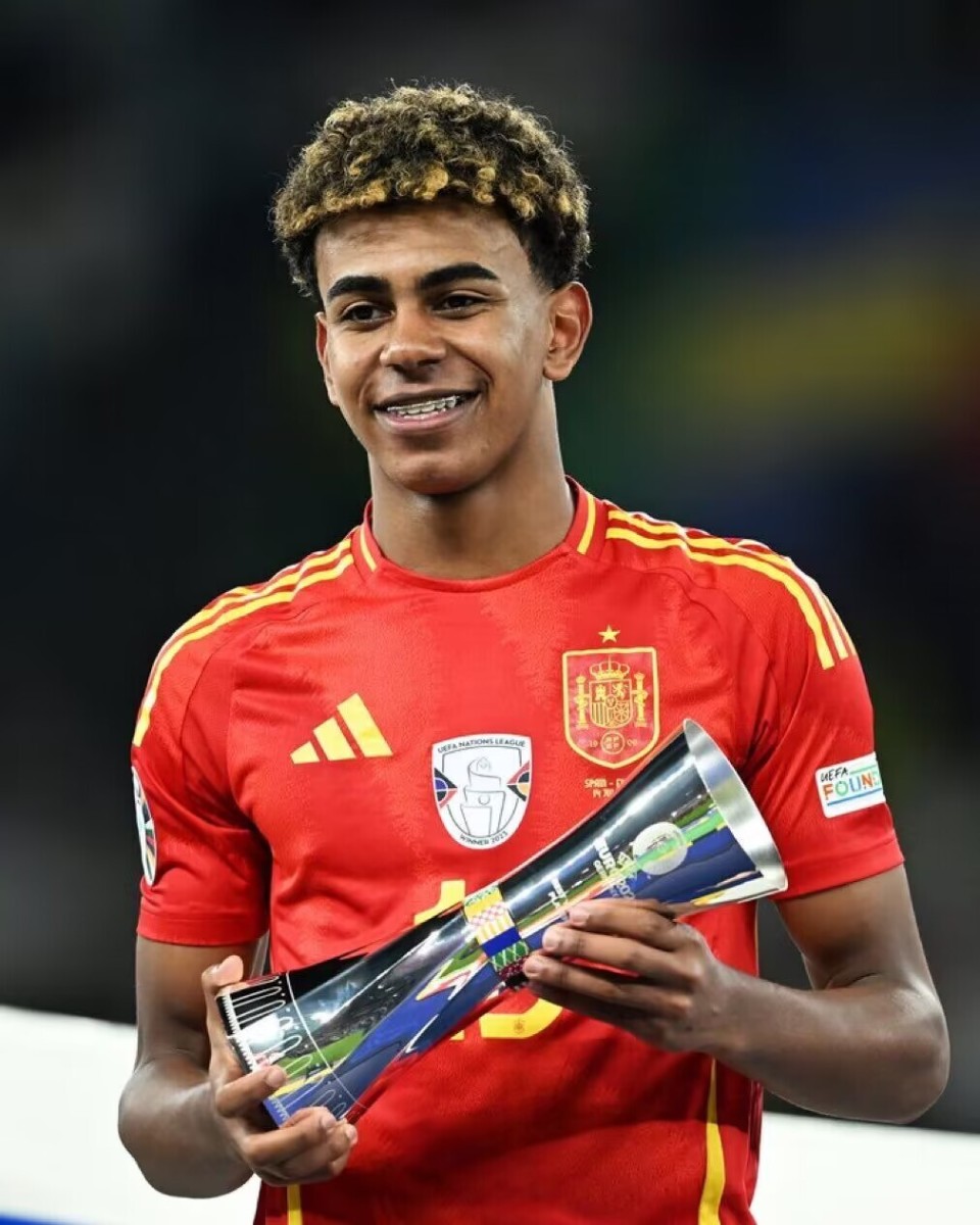 林加德合同到期，确定离开FC首尔。林皇录制视频向...（合同到期，林加德确认告别FC首尔，录制视频向球迷致谢）