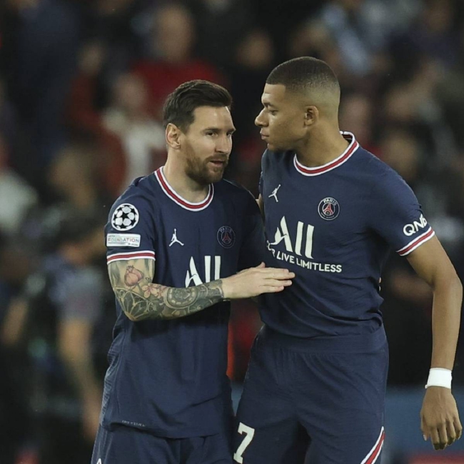 小法：在阿森纳时我讨厌切尔西，但加盟后发现是个很好的决定（小法自述：阿森纳时期曾厌恶切尔西，转投后证明是明智之举）