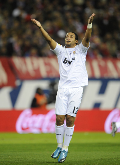 亚冠二级半场：纳塔吾头球造险，巴吞联0-0战平淡滨尼流浪者（亚冠下半场战报：纳塔吾头槌险破门，巴吞联与淡滨尼流浪者0-0握手言和）