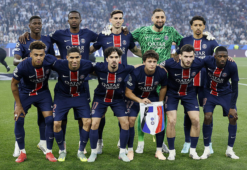 维埃里：现在拿皮奥和其他人比较毫无意义，应该让他安心踢球（维埃里：别再拿皮奥和别人比较了，让他专心踢球吧）