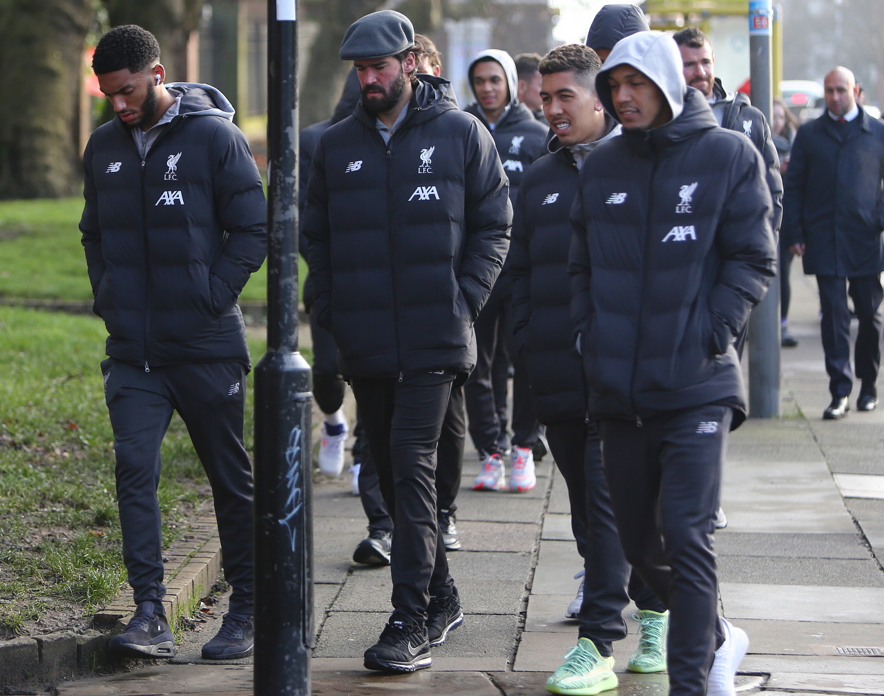 国际米兰攻守俱佳领跑意甲（国际米兰攻防兼备高居意甲榜首）