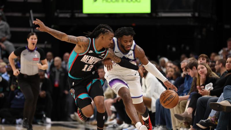 爱德华兹：杰伦·布朗进球后嘲笑我太矮小，这彻底激发了我（爱德华兹：杰伦·布朗进球后讥讽我身高，完全点燃了我的斗志）